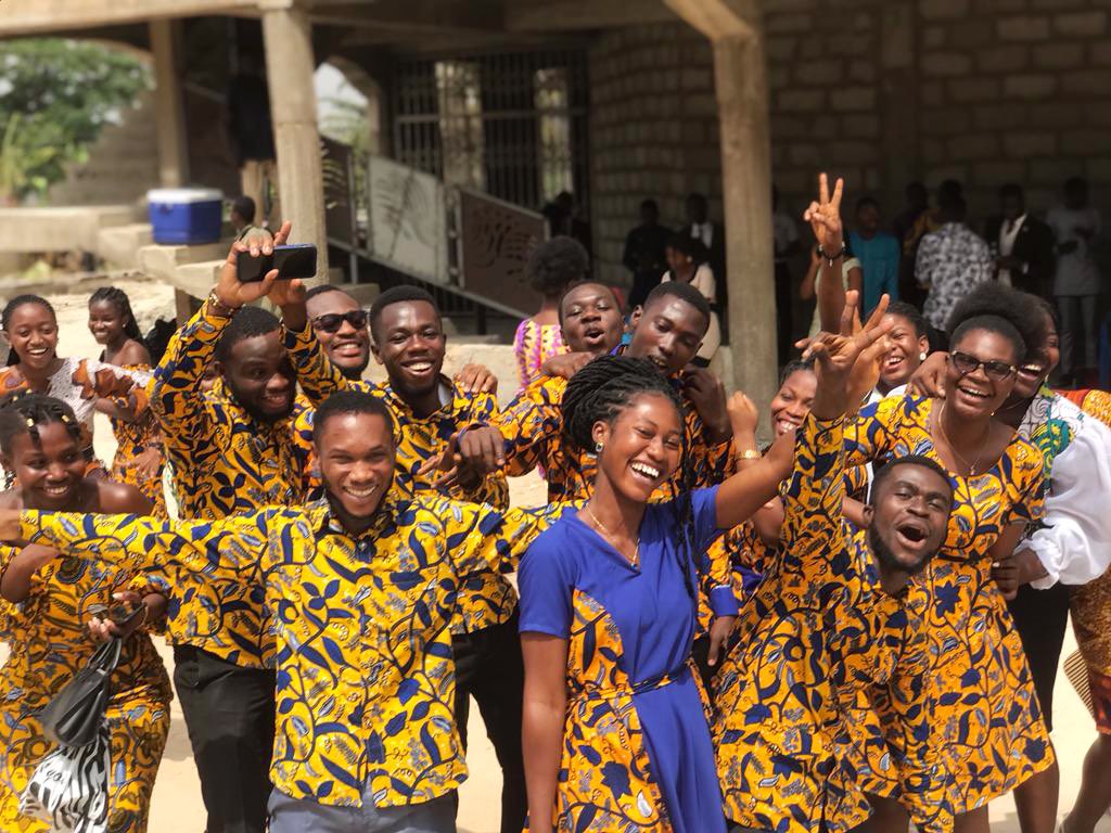 pensa_ushers's tweet photo. Somebody shout usherrrrrrrrsss💃 💃💃. It’s yet another beautiful moment for us to be togetherrrrrrr🤩🤩. Haven’t you missed this lovely family already? Oh I know you do ❤️🤌🏾
#pensaghpublicity
#pensaknust
#cop https://t.co/8BKQ9qRzSy