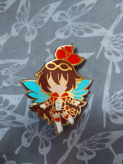 amberfanzine's tweet image. Enamel pins have arrived!! Standees need a last check and then we should be good to go for shipping the rest of the bundles! Thank you guys for your patience and we're sorry about the manufacturing delays :(