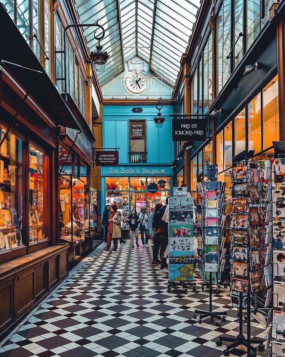 Discover the beauty of the Parisian covered passages ✨

📍Paris - France 🇫🇷 

🎥: (ig) unealternanteaparis

#paris #france #ICICESTPARİS #sortiraparis #traveltoparis #hiddenplaces #traveldestinations #travelideas #traveltips #travelphotography #travelblogger #pix_of_places