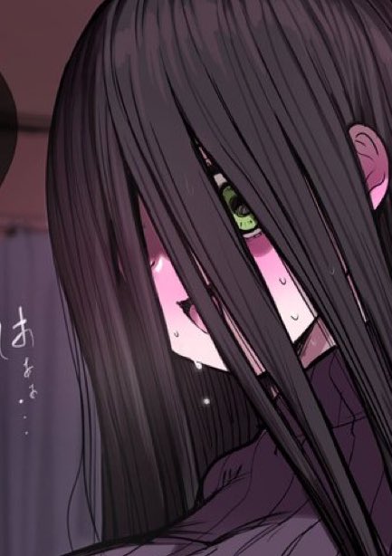 顔がほぼ見えない… 