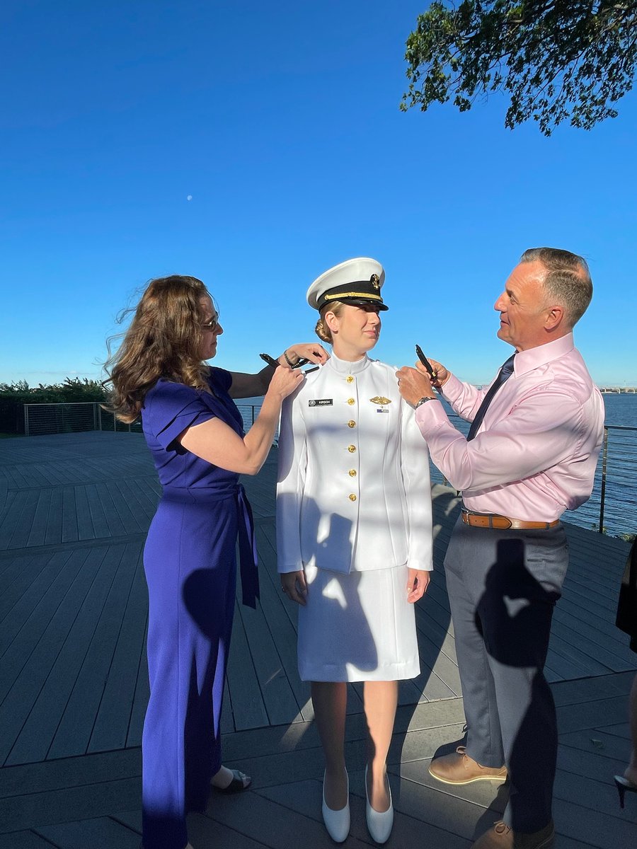KirschVada's tweet photo. Congratulations to my awesome sister ENSIGN RAVEN KIRSCH, Graduated today from United States Merchant Marine Academy  Class 2022!!
So honored to be her 1ST SALUTE. #FLYNAVY https://t.co/GcxdGxLfJ4