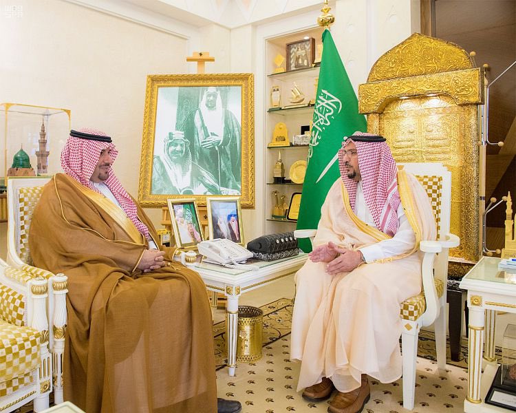 خالص التهاني والتبريكات إلى الصديق العزيز أ.عبدالعزيز بن عبدالله #التويجري <a href="/abdulaziztwegry/">عبدالعزيز التويجري</a> ثقة سمو #أمير_القصيم الأميرد.فيصل بن مشعل بن سعود وأختياره عضواً في لجنة أهالي #بريدة أبوعبدالله كفاءة وطنية مشرفة للمنطقة وأهلها عرف عنه التواضع والكرم وصاحب مبادرات أجتماعية وثقافية.