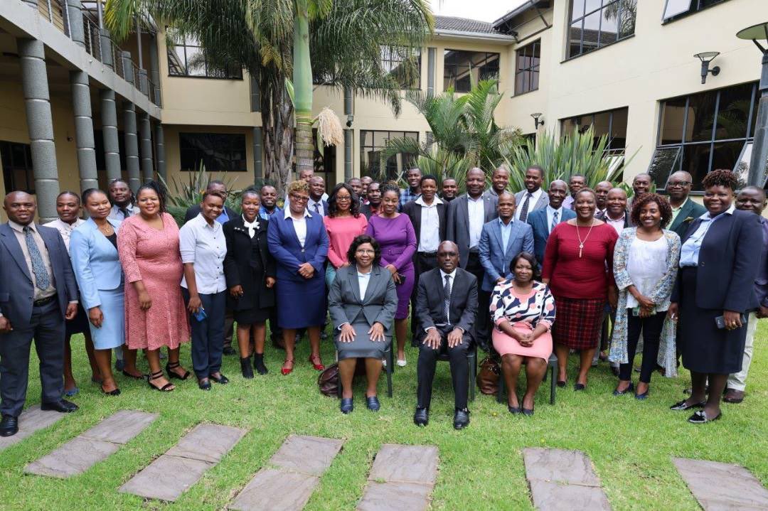 I was delighted to address delegates from Zimbabwe attending the Access to Technology for Innovation & the Development of Technology & Innovation Centers (TISCS) workshop @_ARIPO, organised by @WIPO in cooperation with the Government of the Republic of Zimbabwe. @cipz_zimbabwe