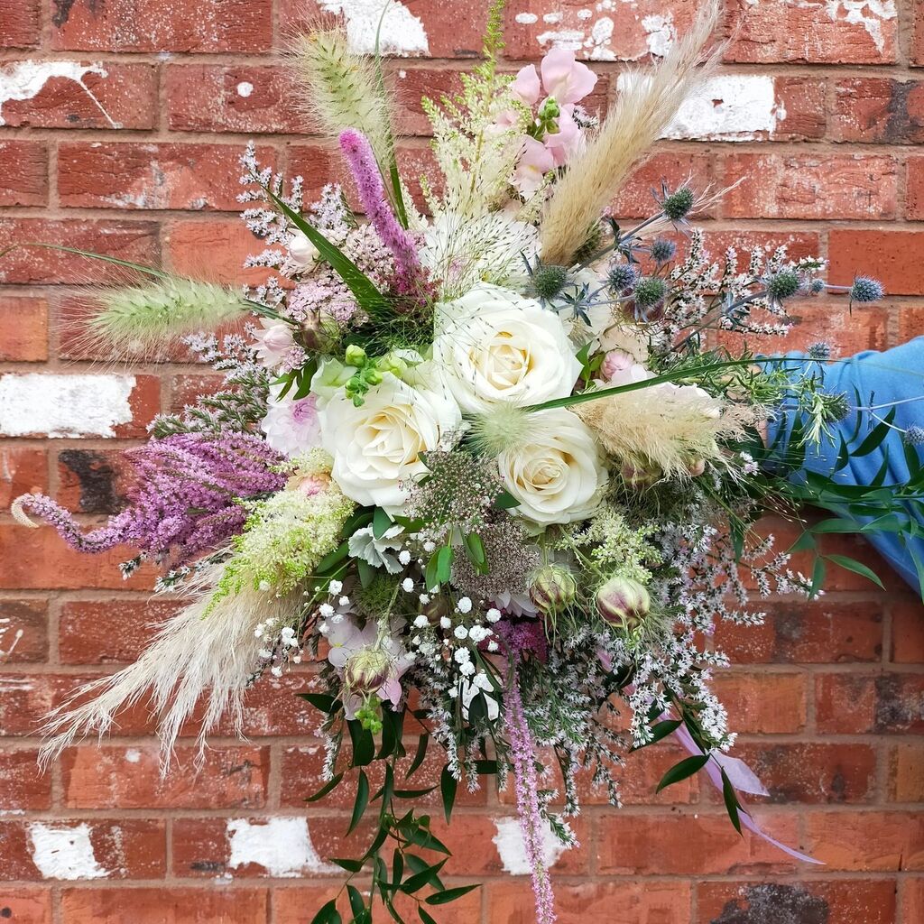 Featuring one of our many advertisers...

Bumblebee Blooms: Beautiful seasonal flowers grown locally at their Cotswold cutting patch. 

Grown with nature in mind without the use of chemical pesticides or herbicides. 

Flowers for all occasions: weddings,… instagr.am/p/Co4dhJoJ3ME/