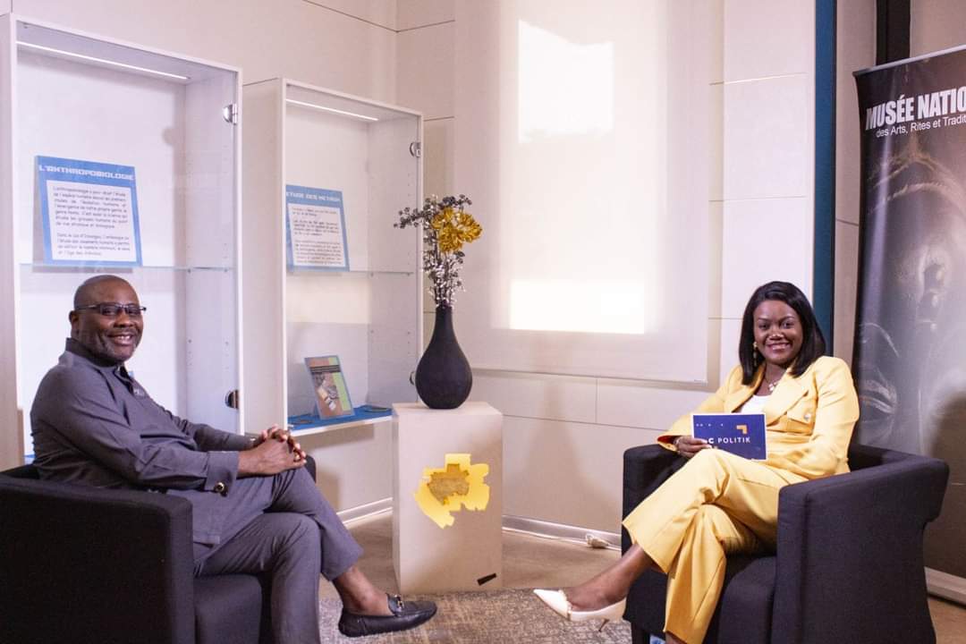 mikejocktane's tweet photo. Retour sur quelques images de mon interview pour #Gabon_24, faite au #Musée_National des Arts, Rites et Traditions du Gabon .

Rediffusion[11h-10h GMT/ 15h-14h GMT] : https://t.co/QcGRfa2dsx

Maintenant, servons le Gabon!
#MikeJocktane https://t.co/WqLWZFRADw