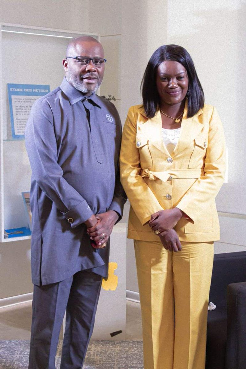 mikejocktane's tweet photo. Retour sur quelques images de mon interview pour #Gabon_24, faite au #Musée_National des Arts, Rites et Traditions du Gabon .

Rediffusion[11h-10h GMT/ 15h-14h GMT] : https://t.co/QcGRfa2dsx

Maintenant, servons le Gabon!
#MikeJocktane https://t.co/WqLWZFRADw