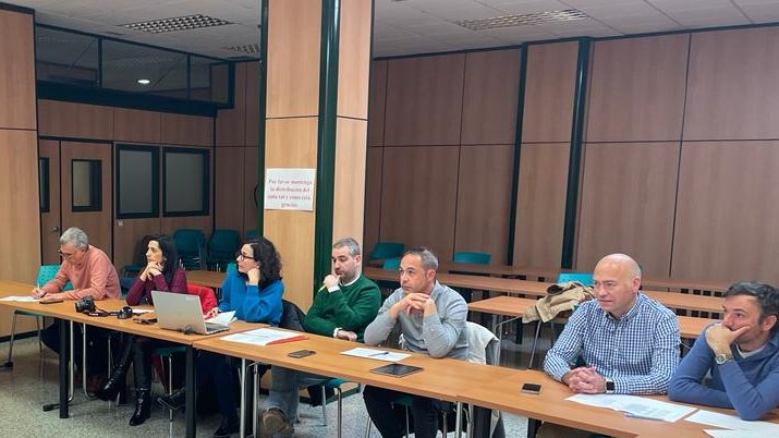 AguasdeAlbacete's tweet image. #EmprendimientoJoven

La #originalidad, la #innovación y la #creatividad fueron claves a la hora de decidir los proyectos finalistas de los Premios #PlanAEmprende en #Albacete. 

8⃣ ideas empresariales que se defenderán el próximo 28-F en la Jornada en la #UCLM. 

¡Mucha suerte!