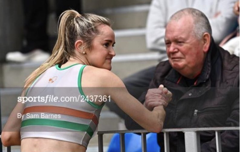 Cheryl_Nolan's tweet photo. National Senior 3000m Champion 🥇

Sometimes you’ve gotta ask yourself, why not me? And 100% of the time, you’ve gotta back yourself. 
I never imagined this would be my moment, it’s something I’ve dreamt about 🥹 Thanks to everyone that’s been in my corner ❤️ 
#nationalchamp https://t.co/18nHkPcl1o