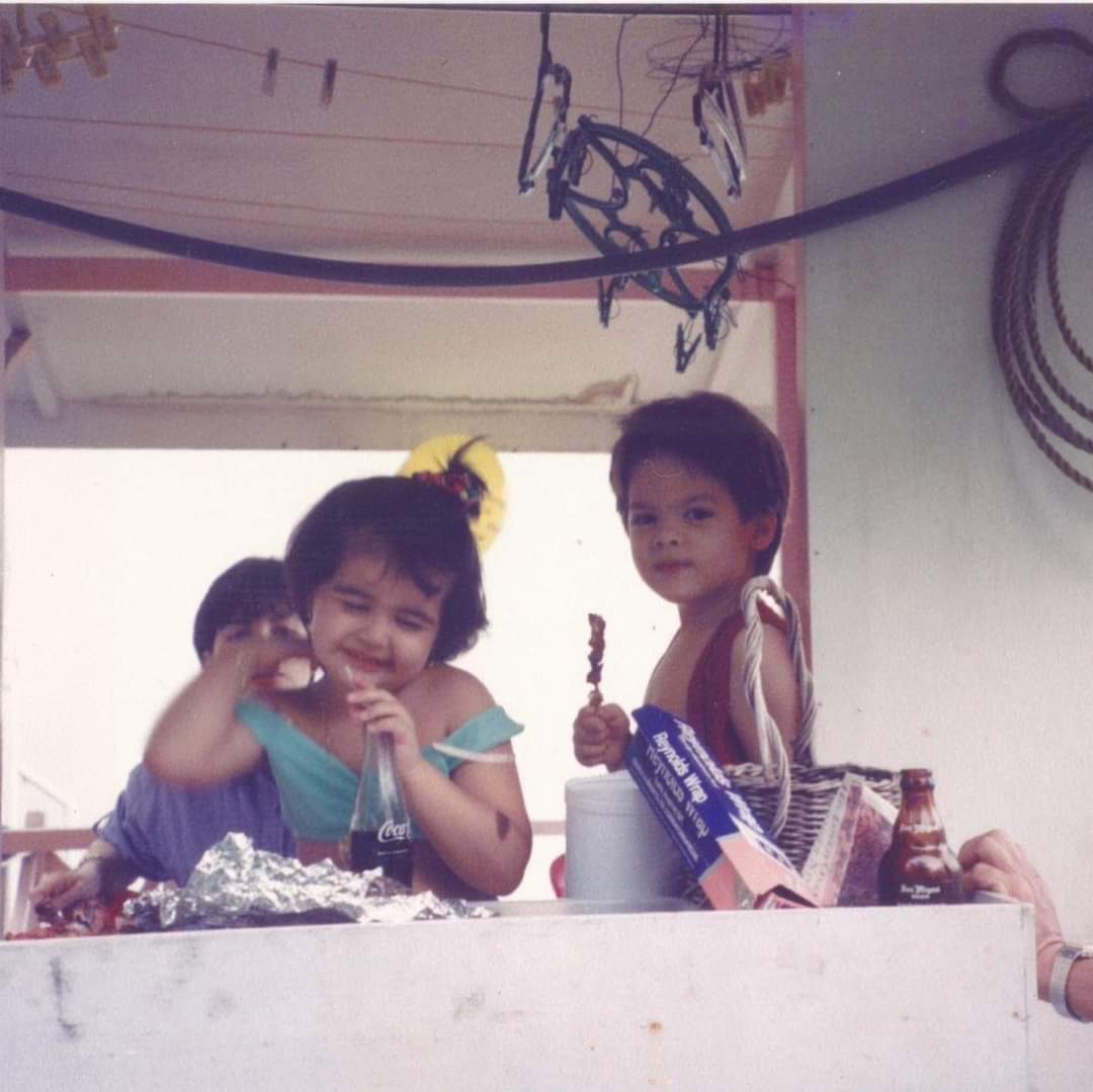 So cute... Dirty Kitchen <a href="/janinegutierrez/">Janine Gutierrez</a> ig

#JanineGutierrez
#DirtyLinen
#DLTrueIdentity