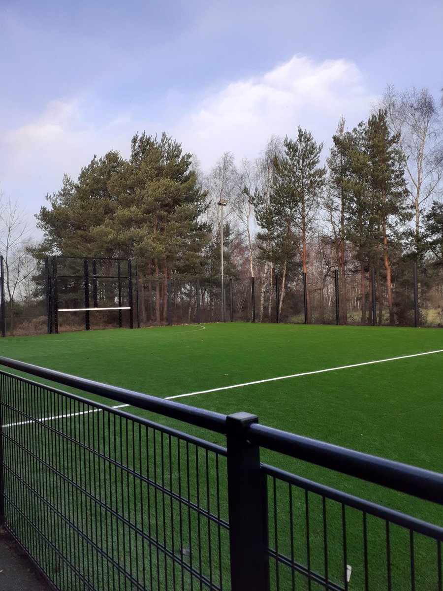 Mansfield_LC's tweet image. ⚽ Spaces are available for 10-13 year olds to join our football sessions with Mansfield Town Community Trust. 

Sessions start Tuesday 21st February, 5-6pm at Oak Tree Leisure Centre 4G pitch. 

Just £4.50 per week. Book now by calling 0345 000 0231