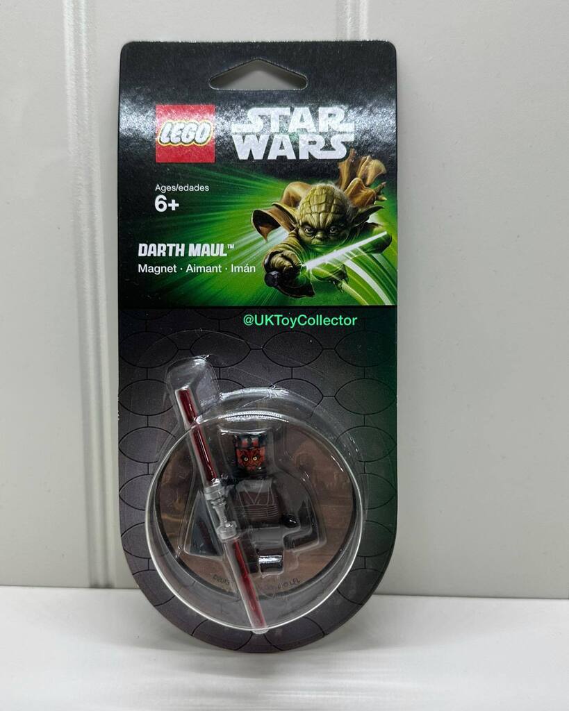 UKToyCollector's tweet photo. Happy Maul Monday everyone! 😃
Thank you #RayPark for bringing one of my favourite Star Wars characters #DarthMaul to life. Pure AWESOMENESS!!
#SithLife #ThePhantomMenace #MaulMonday
Photo taken inside my #StarWarsCollectionRoom
#StarWars
#StarWarsF… https://t.co/smIrV7yZwr https://t.co/lfg8kSJATR