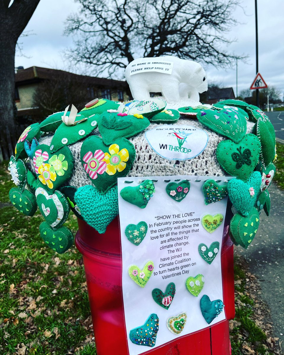 Love this on Chesildene Drive! This month, people are using the power of green hearts to #ShowTheLove for our planet 🌍 <a href="/TheCCoalition/">The Climate Coalition</a> <a href="/WomensInstitute/">Women's Institute</a>

We need to take urgent action to tackle climate change, protect nature, and bring down energy bills 💚