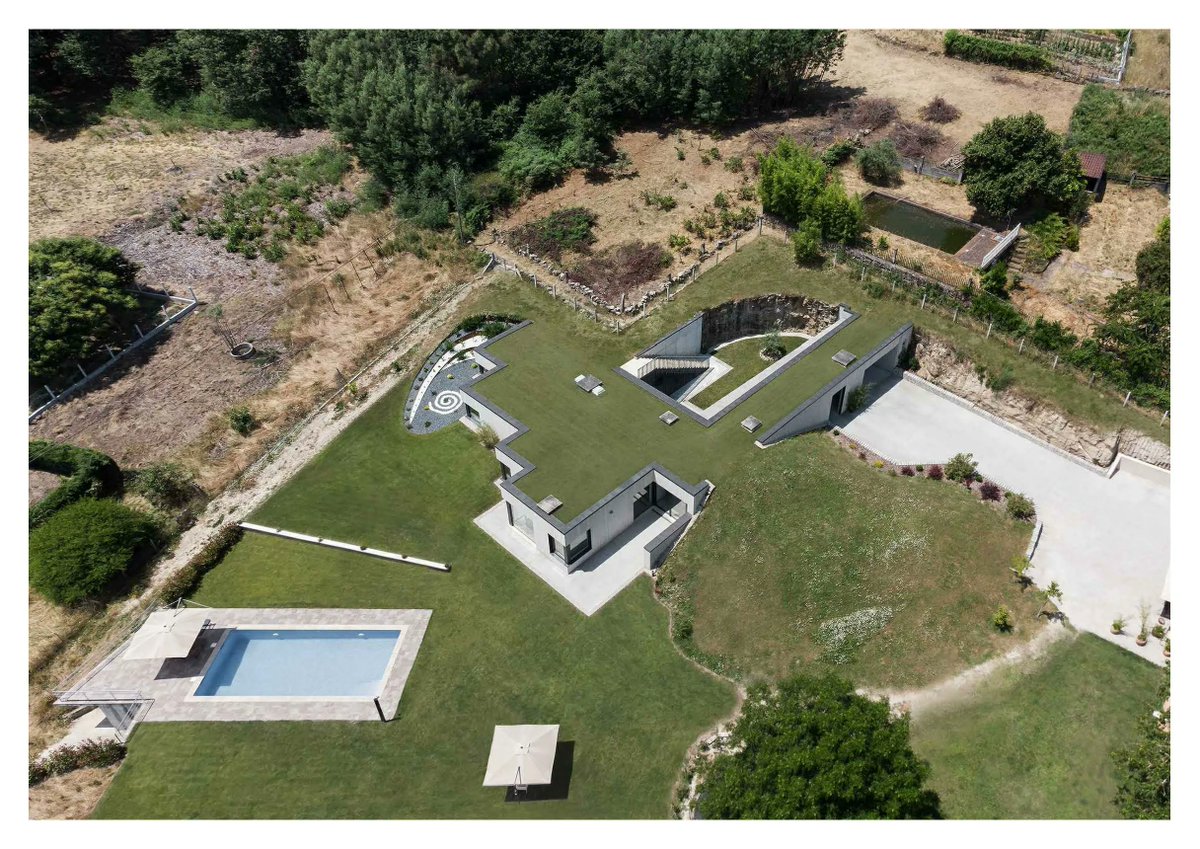 juliagmu's tweet photo. Así es la casa de Ourense que opta a un premio de arquitectura internacional 
https://t.co/9YLQK1XpYc https://t.co/kjjRcG7Wam