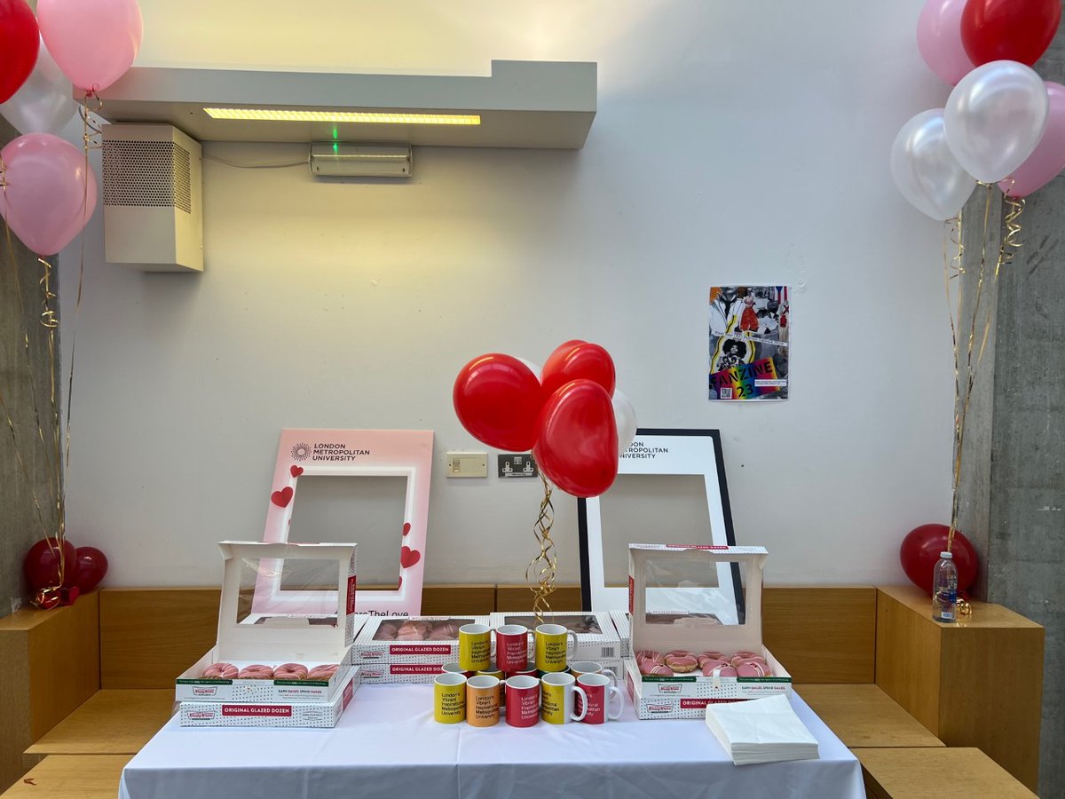 LDNMet_Estates's tweet image. Come #Sharethelove at The Atrium (Aldgate) and The Junction ( Holloway) there are lots of fun, music and doughnuts.