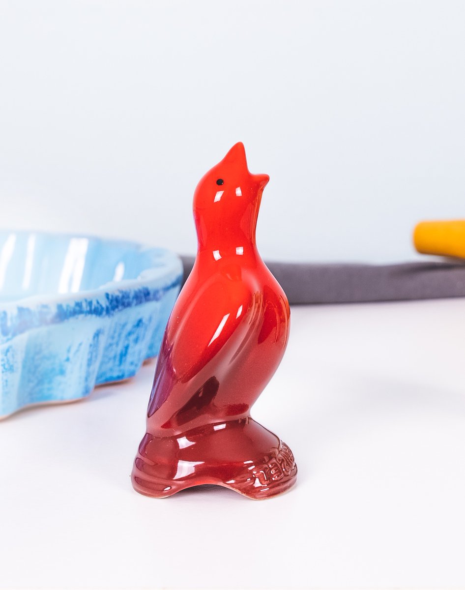 Today is #CherryPieDay! We love this pie bird from <a href="/lecreuset/">Le Creuset</a> in classic “cerise” red since it serves double duty as a marker for cherry pie! Read more about pie birds here: damnmag.com/pie-birds/