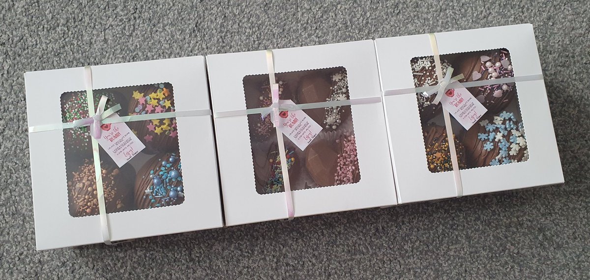 ShaziaMulla's tweet image. Hot Chocolate Bombs for Auction at the High Tea Event! 🥰🥰 #charity #liarelieftrust #fundraising #charitywipescalamity #donate #donategenerously #hotchocolate #hotchocolatebombs 🍫☕️