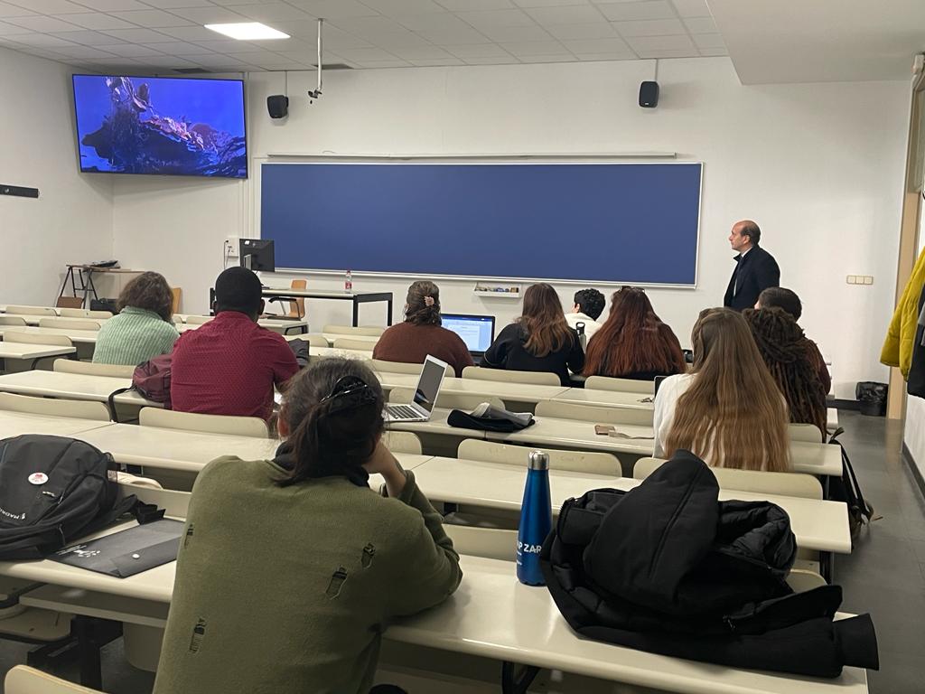 José Angel Sanz Wollstein,  director de los proyectos  PESCARES y Reservas Marinas, Garantía de Futuro, participa en el Master Universitario en Biologia de la Conservacion de la UCM hablando de las Reservas  Marinas de Interés Pesquero 🌊 🐟🤿🎣🌊