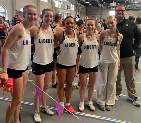 OLHSGtrack's tweet photo. The sprints also had a strong day
PR’s in the 55m for Sophie and @LilaBendick 
PR’s for Kennedy and Clare in the 200!!
PR for Kyla in the 400! https://t.co/3FlTcV6I4q