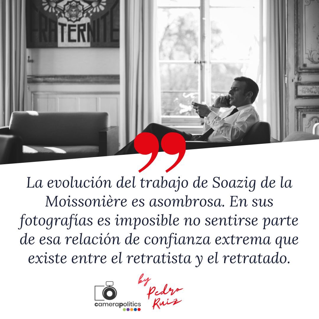 camerapolitics's tweet photo. 💫📸 @pedroruiz_photo habla muy acertadamente de la relación de confianza extrema entre fotógraf@ y polític@, una chispa que clara-mente existe entre @soazigdelamoissonniere y @emmanuelmacron
👉Léelo completo aquí https://t.co/LXkXeRpY6n
#compol #compoldigital #compolitica https://t.co/DwIt2yFSjq