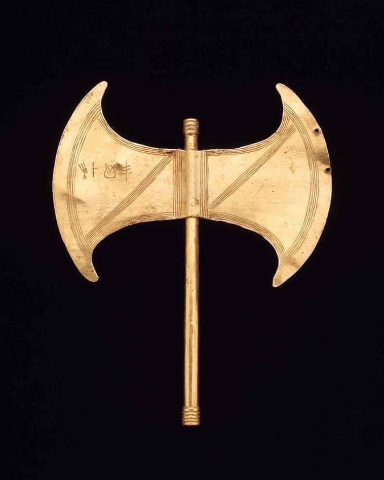Incredible Golden Ax (lábrys) - symbol of Minoan power - dated between ...