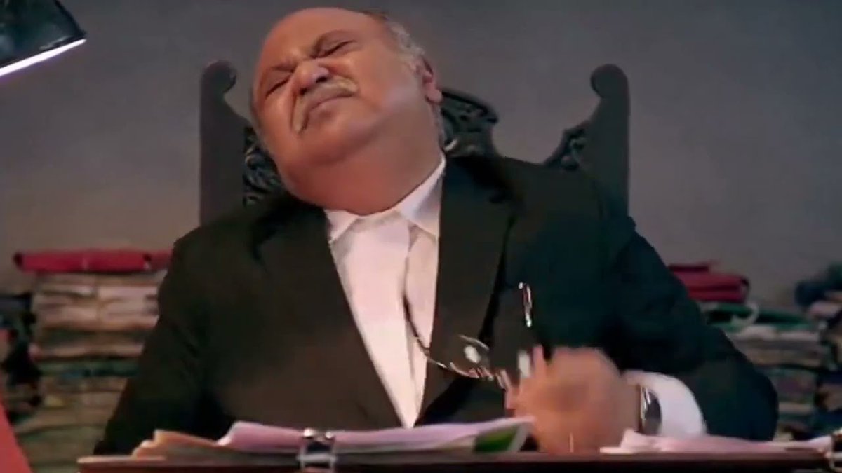 faizannriaz's tweet photo. Imran khan: dekhen judge saab qanoon ko mujhse behtar koi nai janta..
Judge: https://t.co/0vn4TPJ6xm