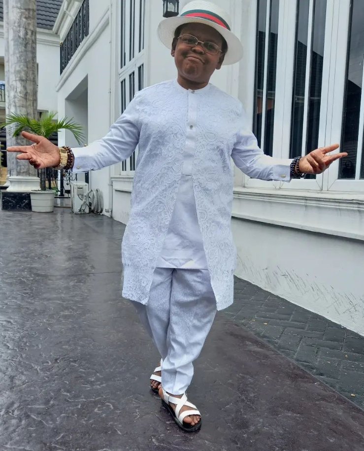 afrodbnation's tweet photo. Happy Birthday to a living legend @ositalheme who literally made us smile over the years and redefined Nollywood.🥳🥳
41 looks good on you sir.
#birthdaybliss #ositanationalday #akiandpawpaw #livinglegend #manymoreyears #afroDB https://t.co/un240EalAY