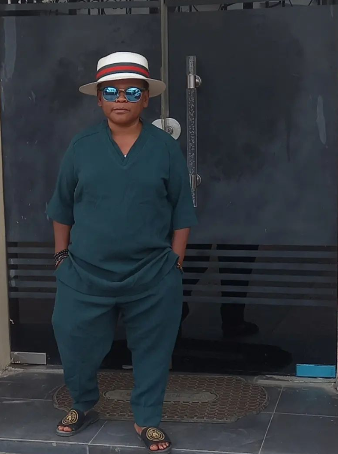 afrodbnation's tweet photo. Happy Birthday to a living legend @ositalheme who literally made us smile over the years and redefined Nollywood.🥳🥳
41 looks good on you sir.
#birthdaybliss #ositanationalday #akiandpawpaw #livinglegend #manymoreyears #afroDB https://t.co/un240EalAY