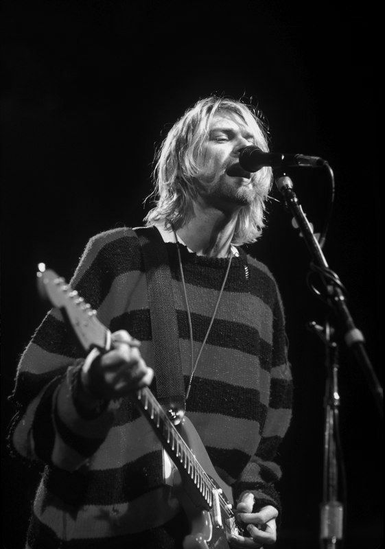 Bugün Nirvana'nın efsanesi Kurt Cobain'in 56. yaş günü.

Kurt Cobain'den dinlemeyi en çok sevdiğiniz parçayı bizimle paylaşın.