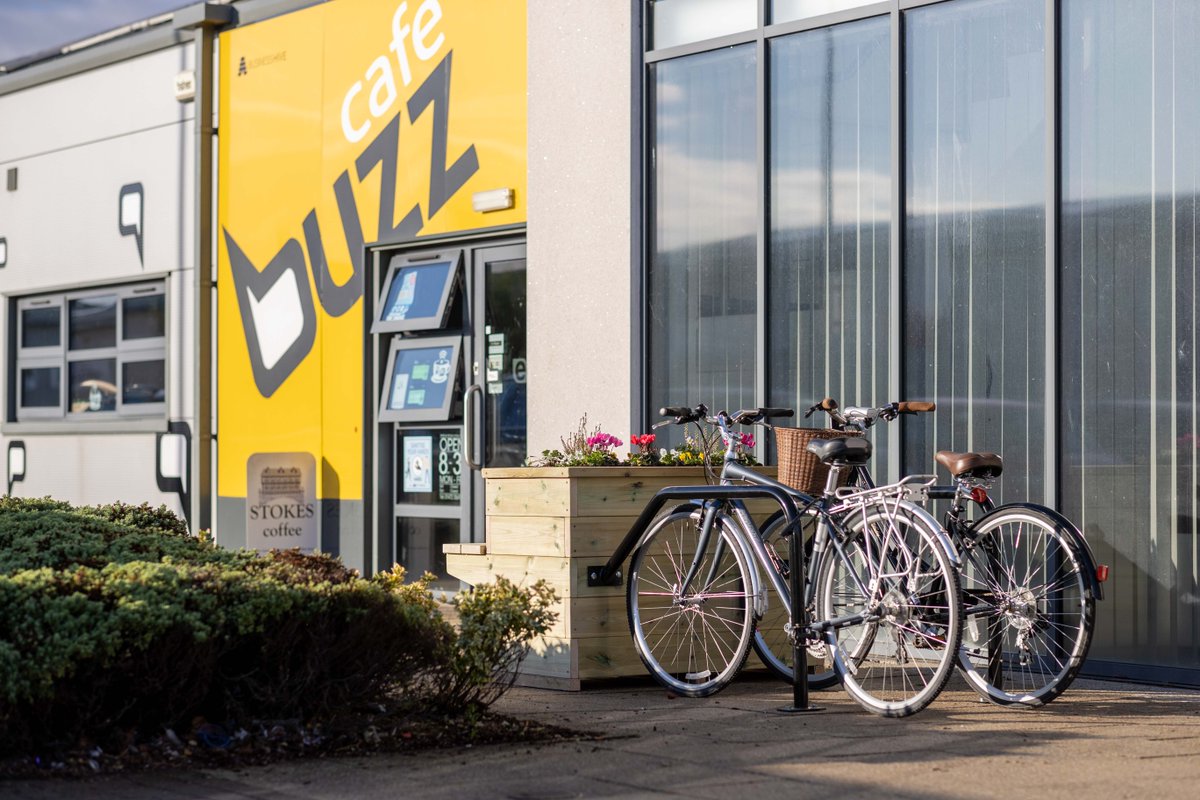 DoingRBit1's tweet photo. Did you decide to travel more sustainably in 2023?
How is it going?!
#activetravel #sustainabletimber #teammodeshift #activetravelstorage #parklets #parkletcampaign #cleanaircampaign #sustainabletravel #cycle #scoot #walk #cycleshelter #scooterrack #planters #schoolstreets https://t.co/CqX58kpJnY