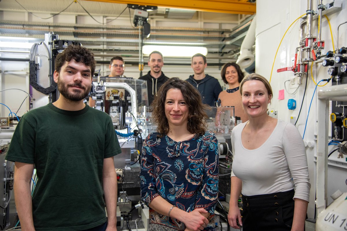We have an open post-doc position for the high-pressure activity at the XAS beamlines ID24 /BM23 of the ESRF. 

Here you find the job offer:
esrf.gestmax.eu/1640/1/postdoc…

Join us!

<a href="/EuroGeosciences/">European Geosciences Union</a> <a href="/AGU_MRP/">AGU MRP</a> <a href="/SEDI_AGU/">SEDI-AGU</a> <a href="/xasma1337/">xas</a>