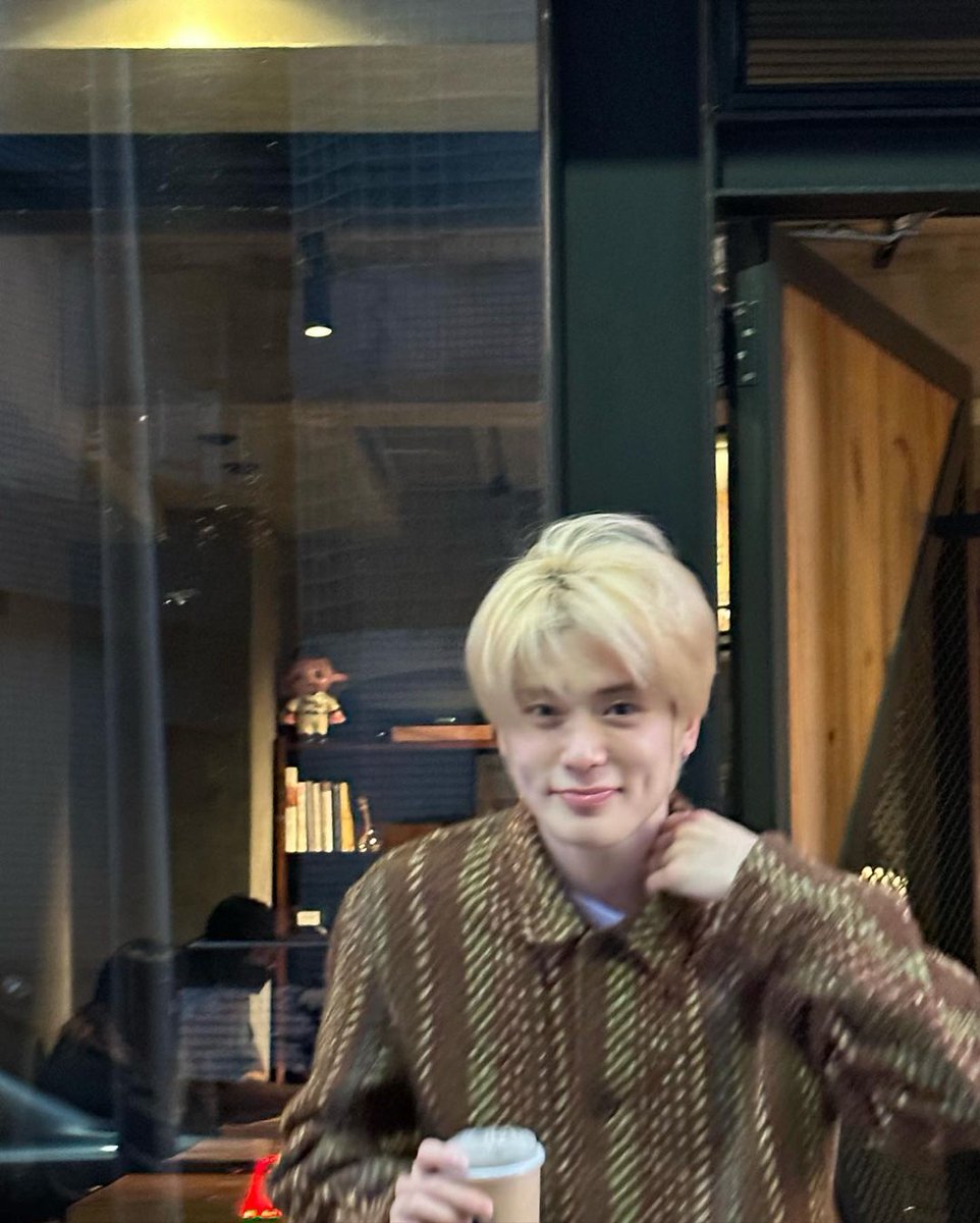 230220 _jeongjaehyun #재현 인스타