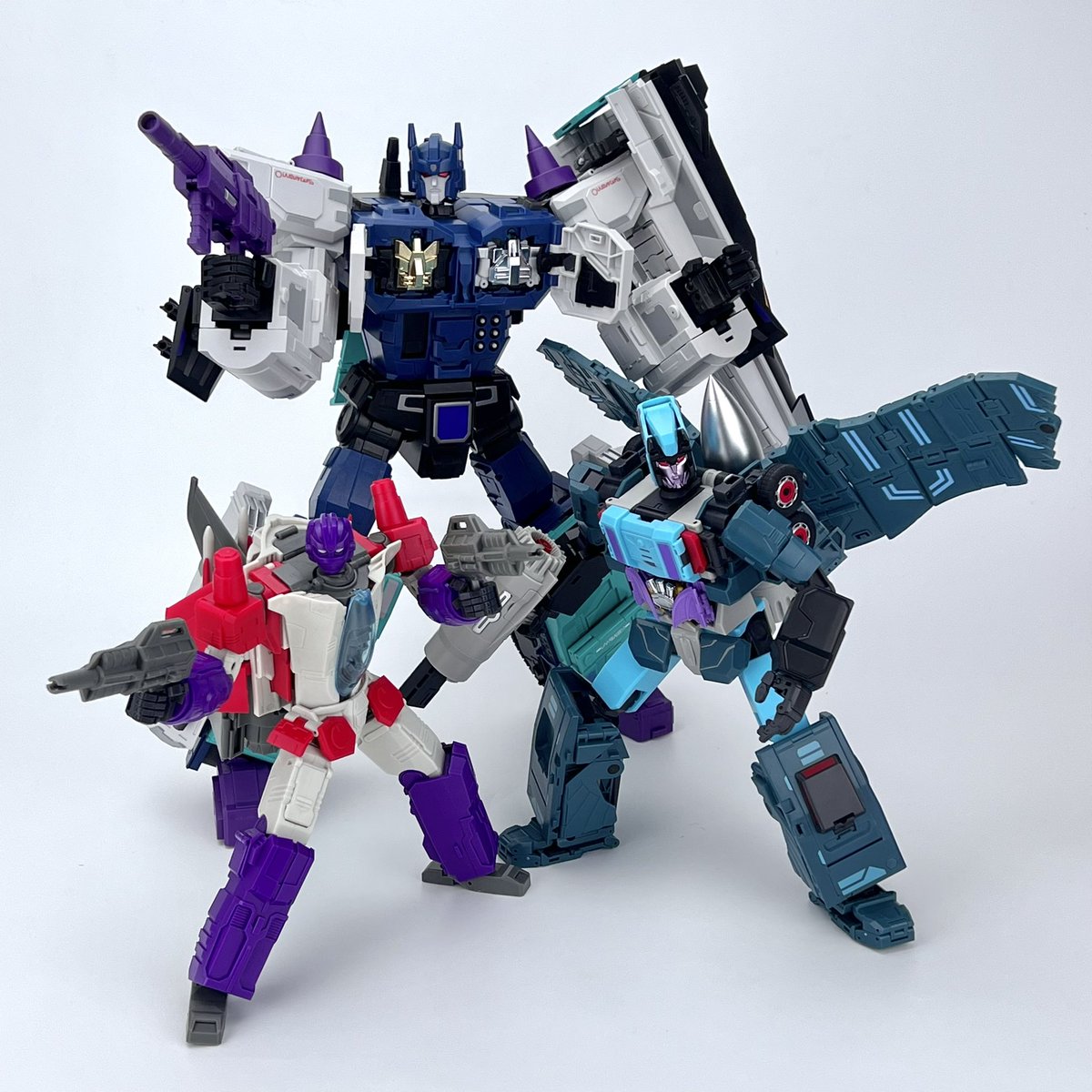 fans_hobby's tweet photo. MB-23 - first colour test shot - ROBOT MODE (without any spray paints & imprints) with other Master Builder items (Robot Mode)!
#fanshobby #thirdpartytransformers #masterforce #powermaster #doubleevil #doubleagent #kap https://t.co/2vaqopZPbG