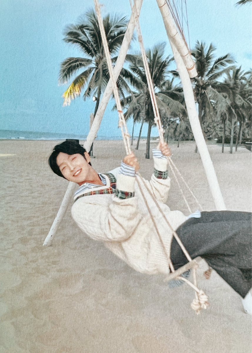 PortalJoonGiBR's tweet photo. [#FANSCAN] Mais algumas imagens do photobook da Splendor compartilhadas pelos fãs.

ℹ️Sessão de fotos realizada no Vietnã em julho de 2022.

©️callis_jg
#LeeJoonGi #이준기 https://t.co/JFwPy32gHf