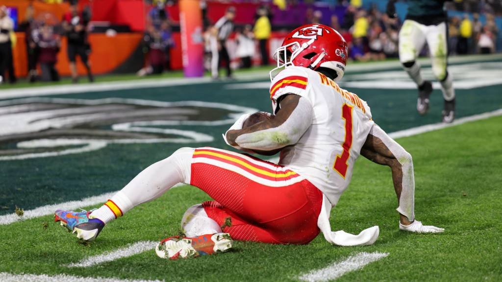 Around The NFL on X: 'Chiefs RB Jerick McKinnon credits Andy Reid, staff in  late slide to clinch Super Bowl LVII win over Eagles    / X
