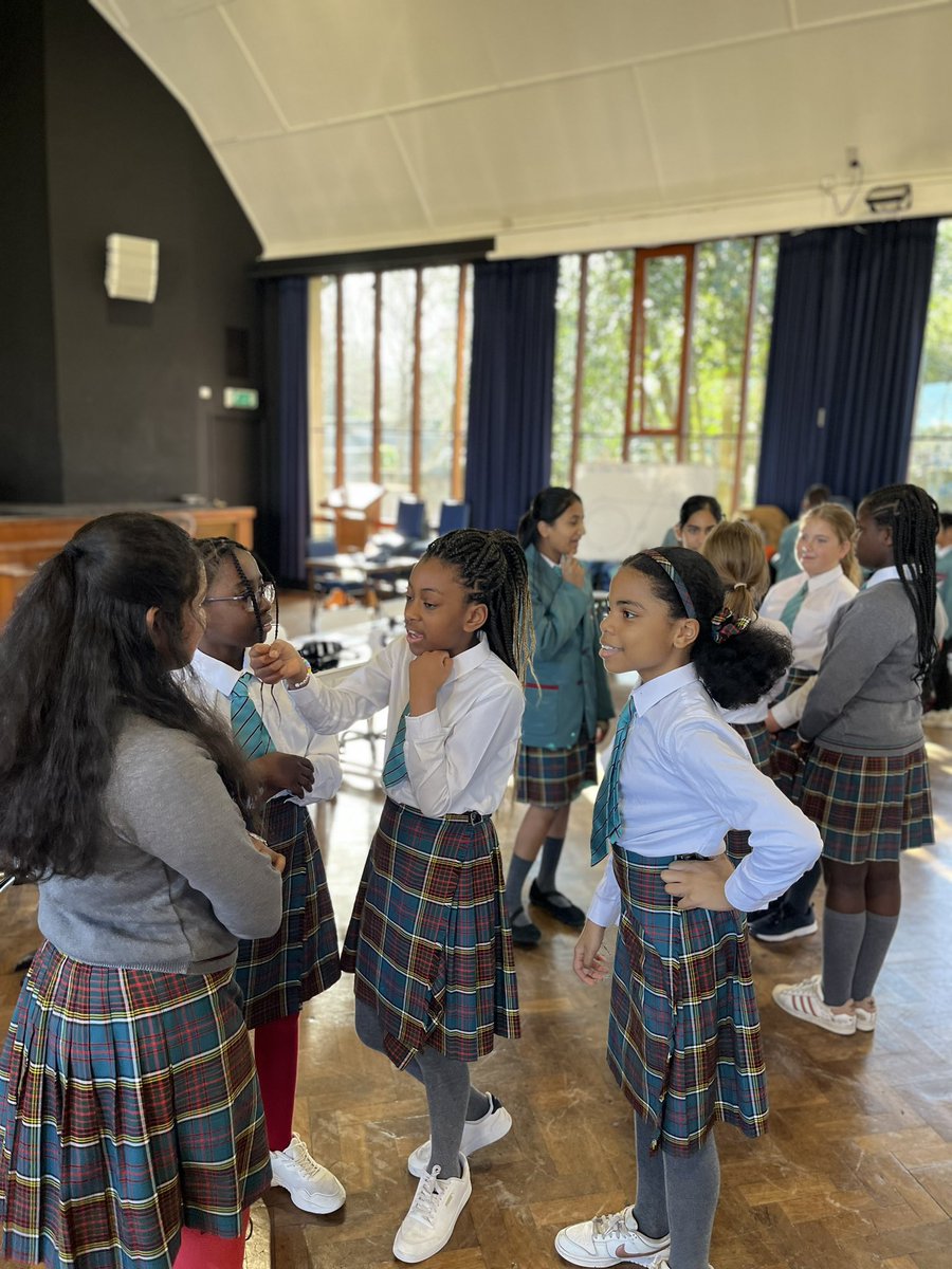 KingsSchoolRoch's tweet photo. Pupils from @SchoolBryony, @StAndrewsKent and #ShornePrimary School are enjoying our Music and Drama workshop today, getting ready to wow parents with all they’ve learnt #moonlanding https://t.co/lOozWEScFA