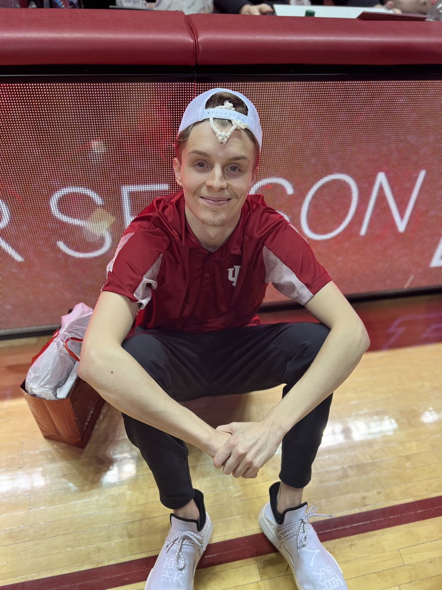 abbynormal_33's tweet photo. Not too shabby of a Sunday afternoon for @R_Money30 !! #seniorsunday #iuwbb #B1GChamps 🔴⚪️🏆💪🏻🏀 https://t.co/Lnilp3XVwD
