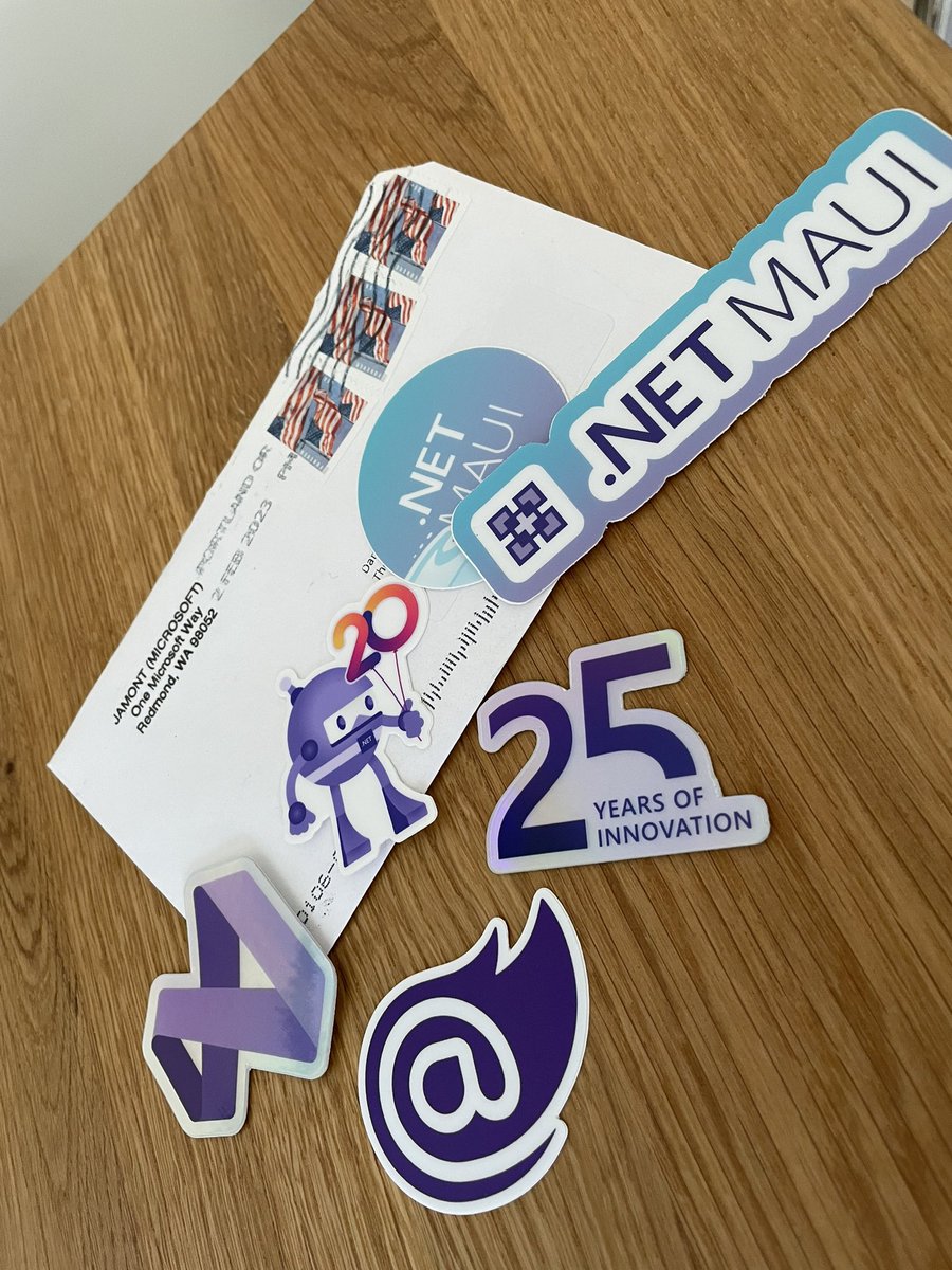 coding_pilot's tweet image. Travelled around the world… Thanks for the sticker! 😃👍 #dotnetmaui #dotnet @JamesMontemagno @CodeMillMatt