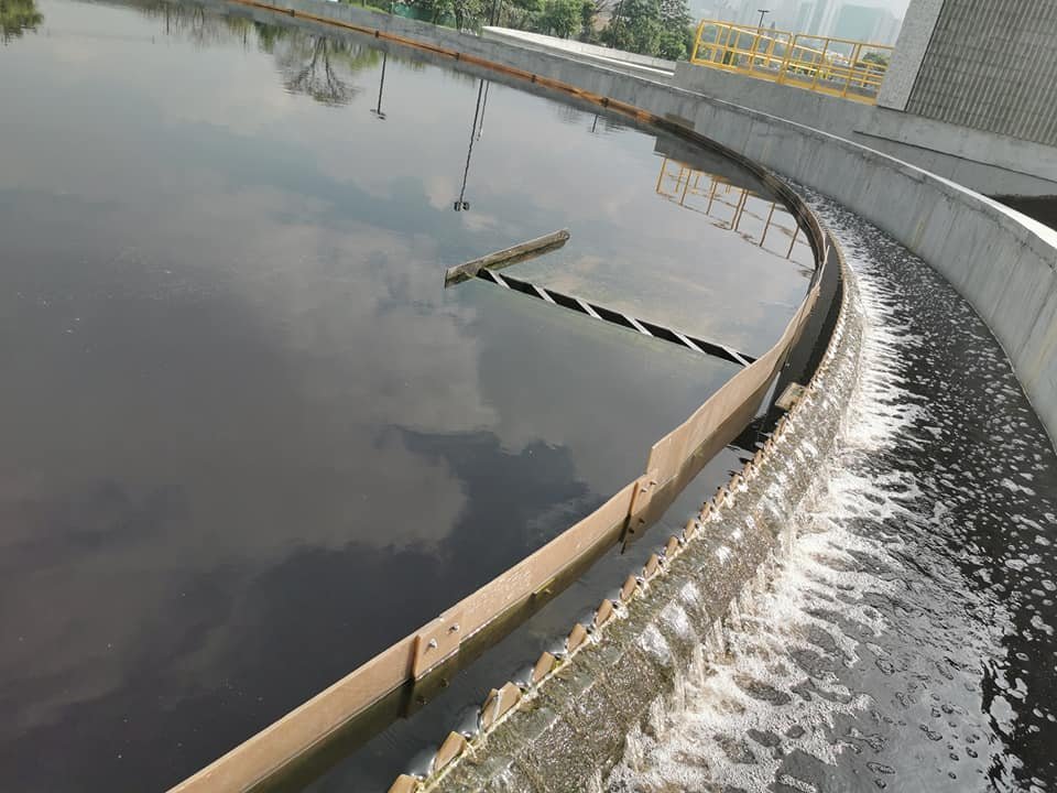 soydeituango's tweet photo. Planta de Tratamiento Aguas Claras, ubicada en el municipio de Bello #Antioquia y permite a @EPMestamosahi descontaminar #oxigenar el rio Medellín https://t.co/XSjvstxXCc