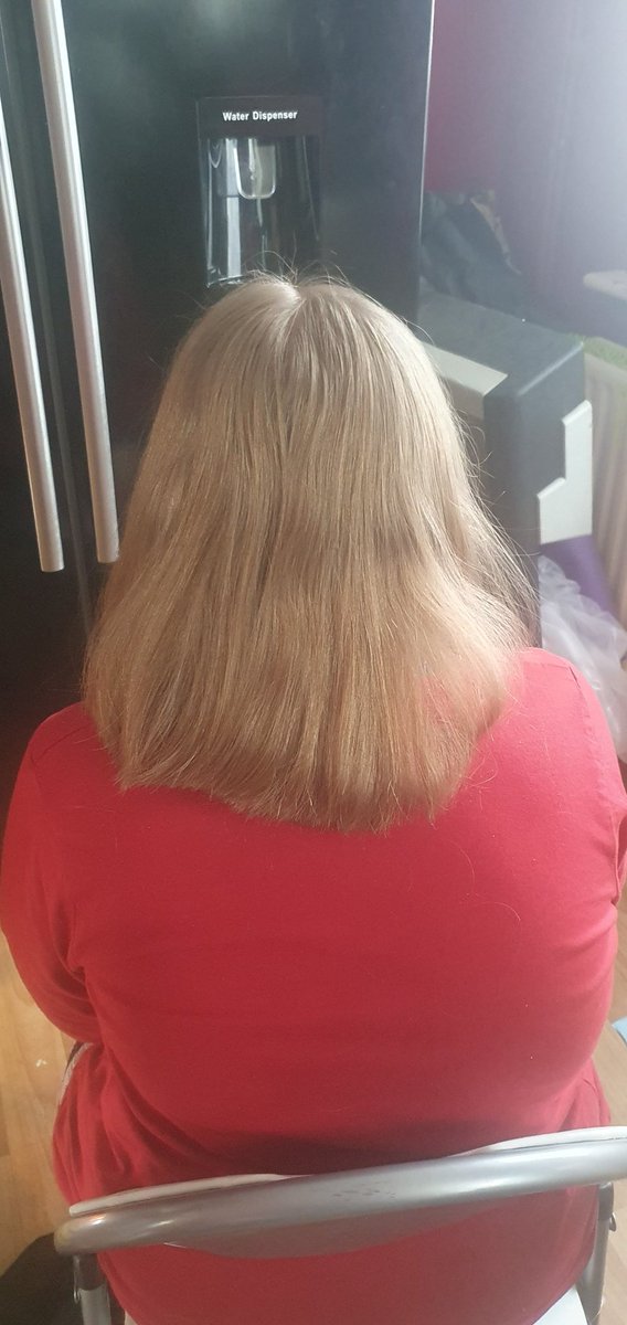 joanne_42's tweet photo. So today we have mostly been doing this πmy lovely autistic daughter Kate has been growing her hair for about the last year determined to donate to @LPTrustUK , today she had it chopped 12 inches of hair winging it way to #theprincesstrust ,shes so so chuffed, well done Kate https://t.co/24Pt1hbC2I