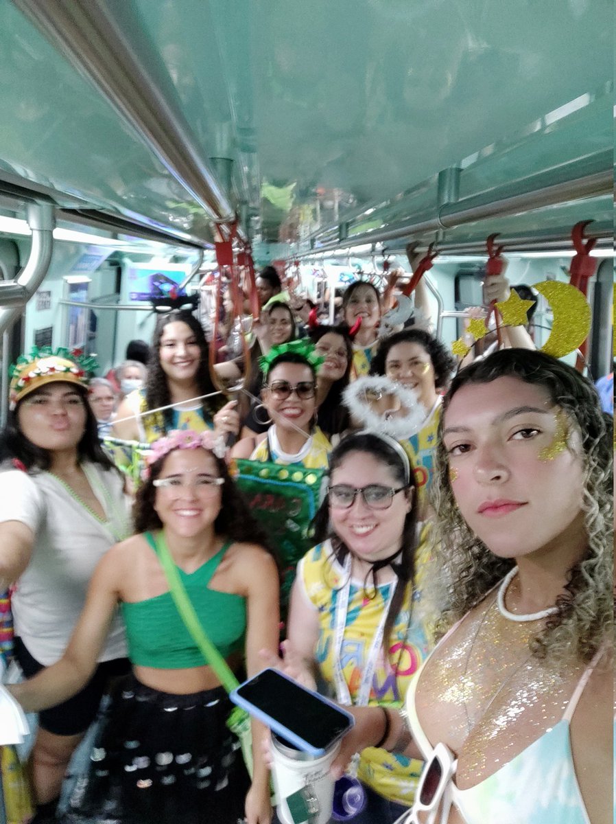 Rustam Landong ๐(๐ธ, ๐ฟ)๐ (L3, โ๏ธ) (@gabriellecacto) on Twitter photo Chegando <a href="/juliette/">Juliette</a> ! <a href="/acessojuliette/">Acesso Juliette</a> Chegando <a href="/juliette/">Juliette</a> ! <a href="/acessojuliette/">Acesso Juliette</a>