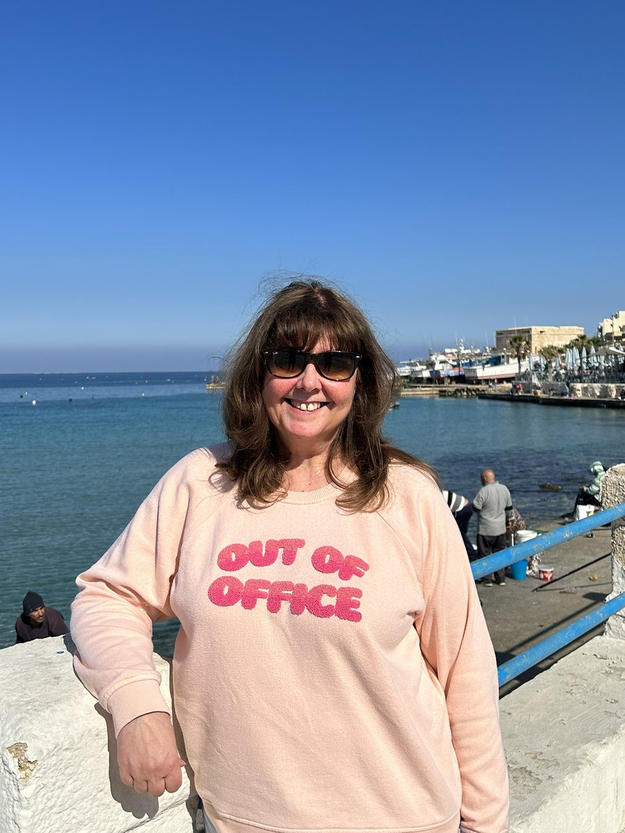 TracyCowanCX's tweet image. Think the top says it all!
See you next week 😊☀️
#outofoffice #timeforabreak