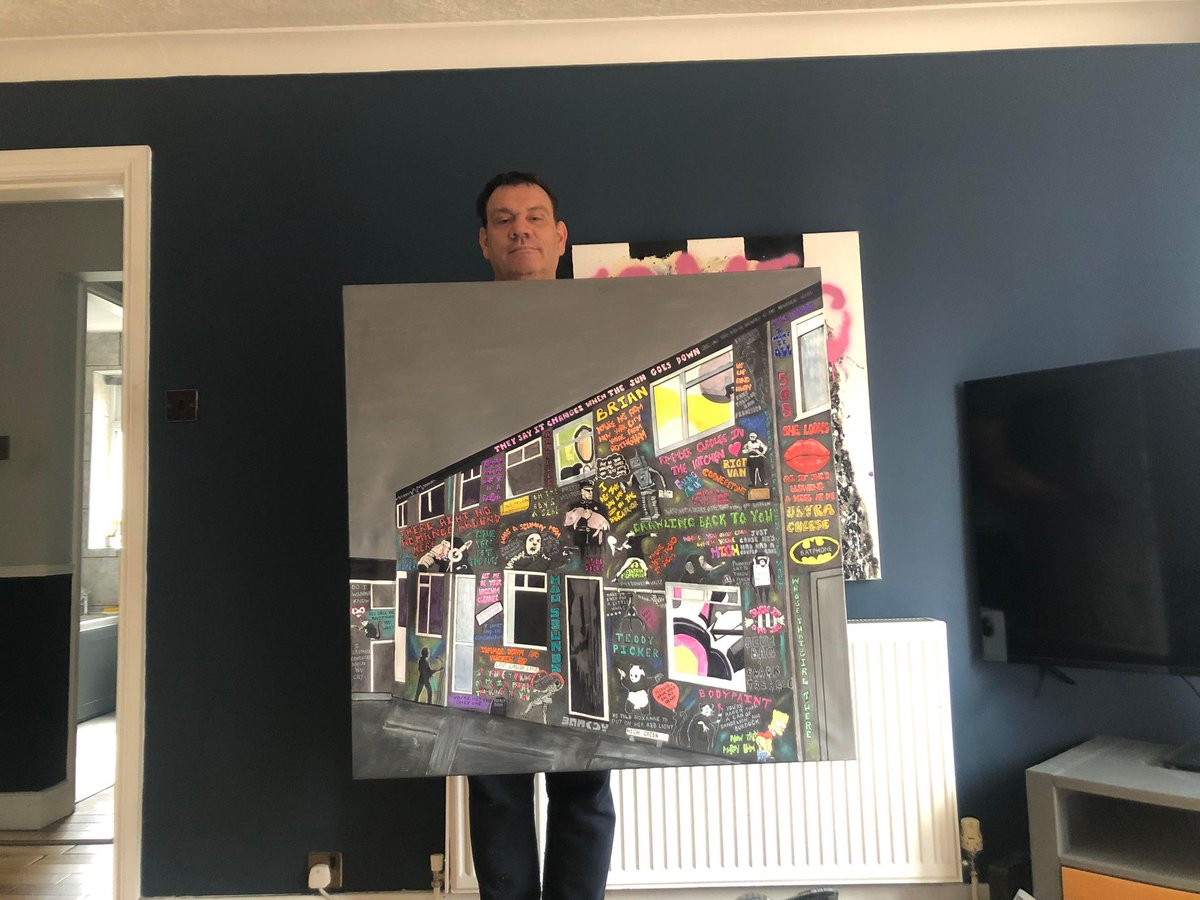 JanetHalmshaw's tweet photo. Arctic Monkeys painting- When Banksy met the Monkeys by Paul Halmshaw. #arcticmonkeys #alexturner #matthelders #jaimiecook #nickomalley #highgreen #sheffield #sheffieldmusic #yorkshire #indie #rockmusic #britpop #graffiti #banksy #streetart #art #painting #artshare https://t.co/aiVbQKSH46
