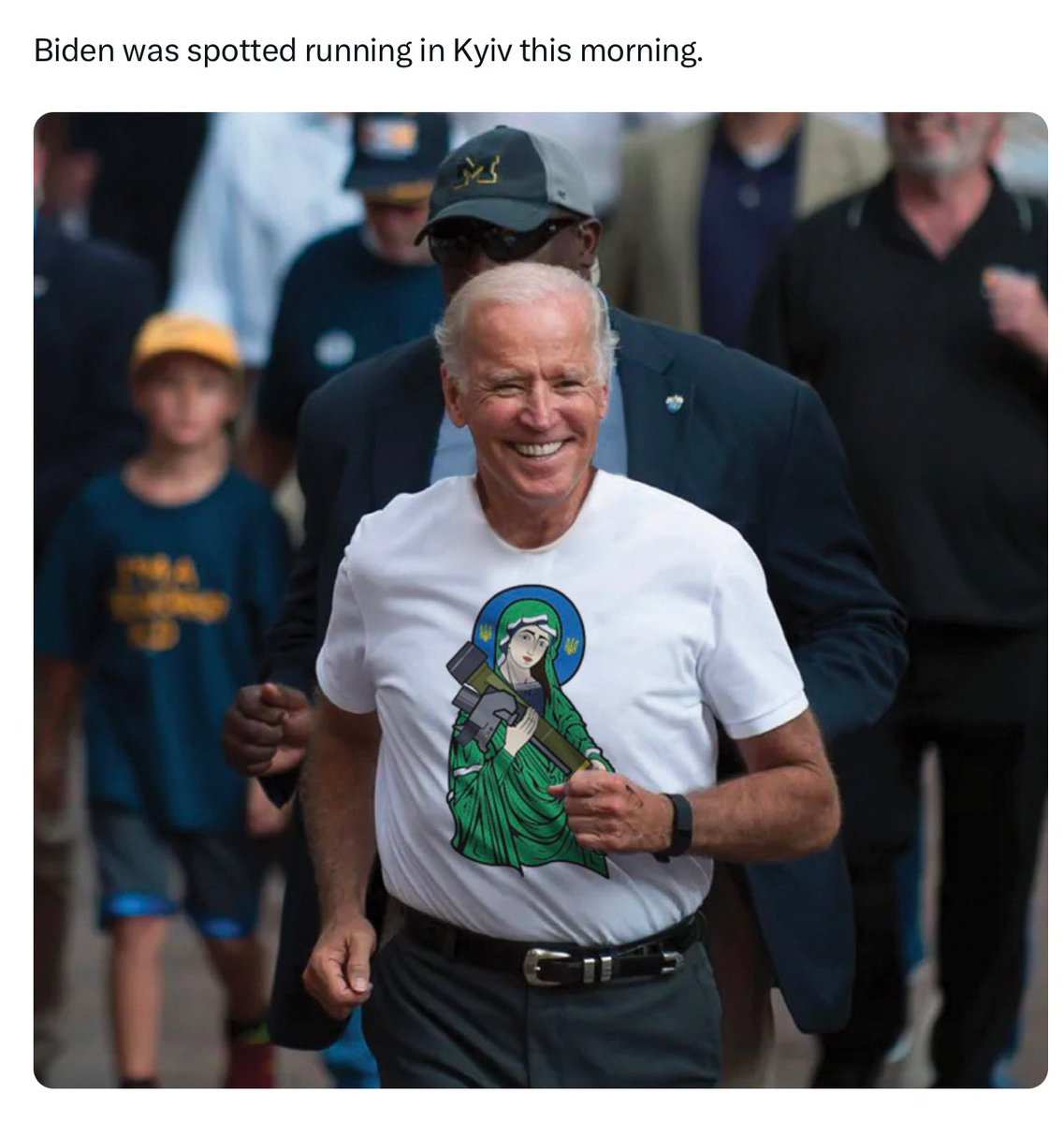 <a href="/Maks_NAFO_FELLA/">MAKS 25 🇺🇦👀</a> Cannot confirm nor deny Biden taking a morning jog in Kyiv 👀👀