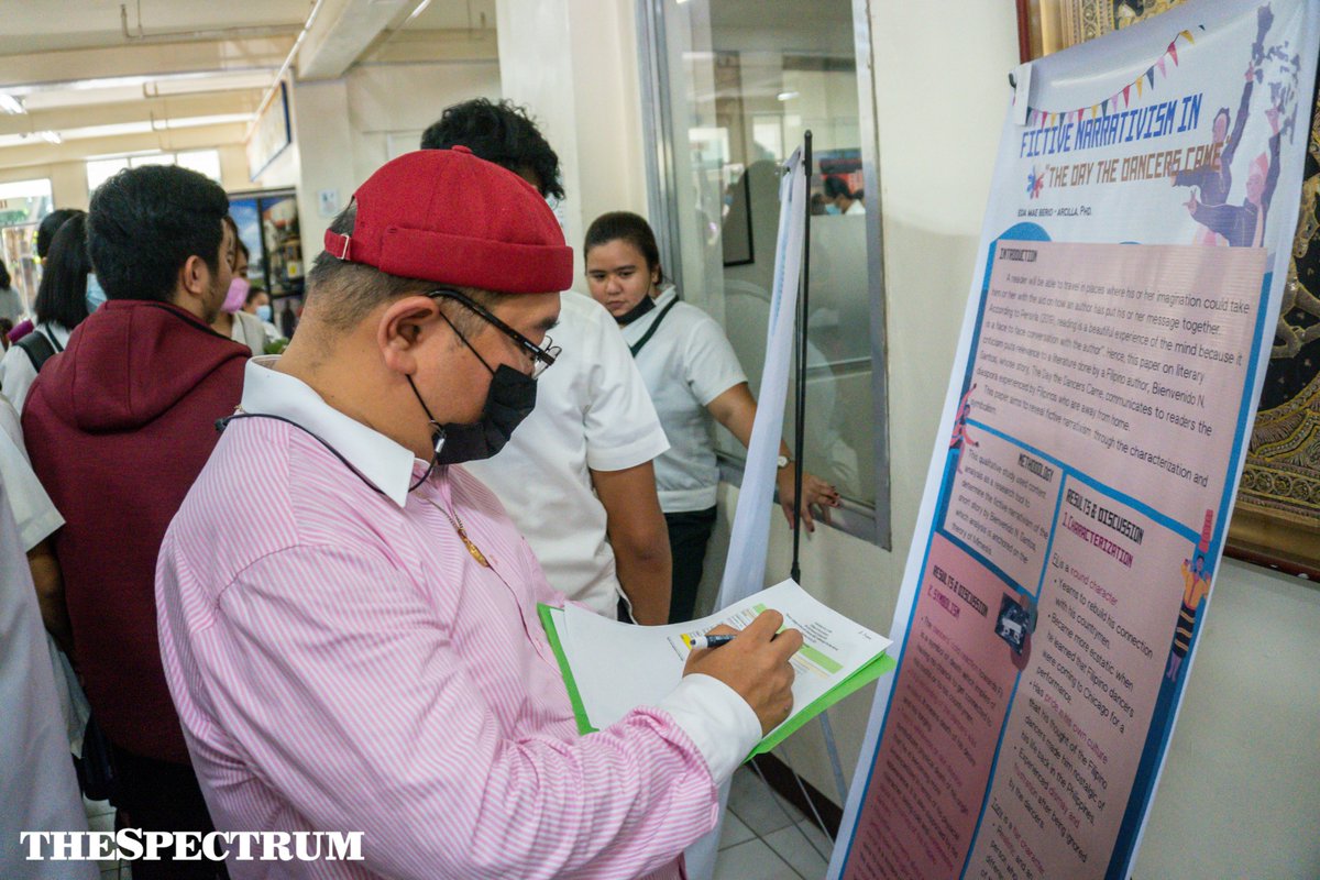 TheSpectrumUSLS's tweet photo. Keeping the academe alive, the College of Arts and Sciences held its 7th Research Caravan Poster Presentation, where students and faculty presented their studies at the Main Library. https://t.co/ntqefRqHRp