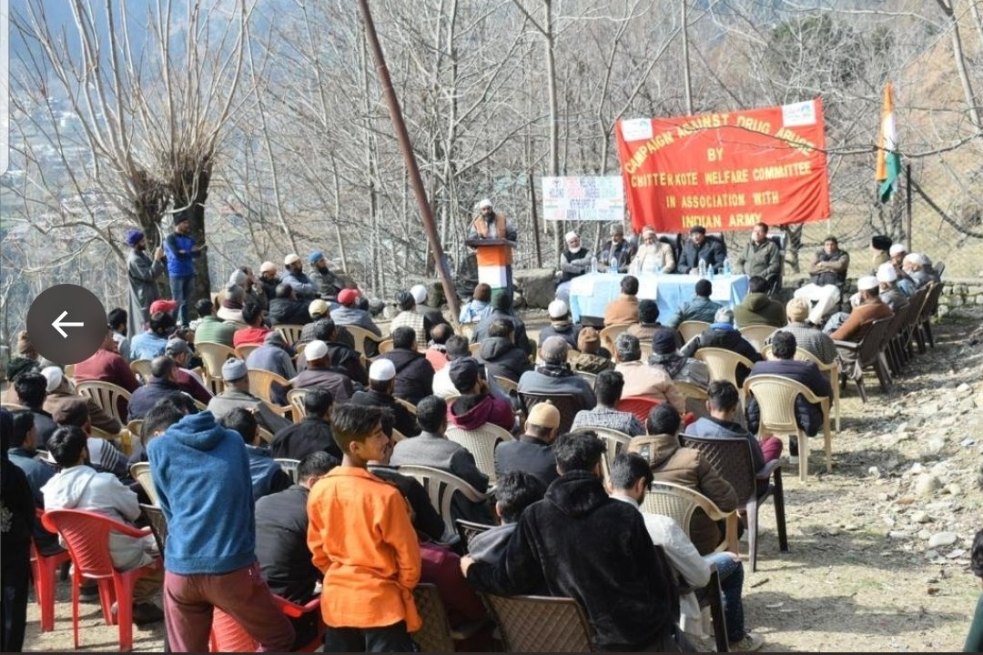 DefenderOfInd's tweet image. #ArmyInKashmir All roles,all times🇮🇳 #snippets
Medic on foot- medical aid to citizens in remote villages.
Avalanche rescue,Machhal.
Lecture cum Employment Awareness Drive Rafiabad, Baramulla.
Anti drugs campaign , Kupwara.
Infiltration bid foiled,terrorist eliminated,Tangdhar