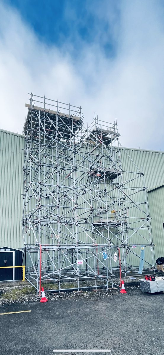 LtdDeva's tweet image. Designed Free Standing Loading Bay ✅
Designed Free Standing Access Tower ✅
282m Designed Free Standing Triple Edge Protection ✅

All erected for Solar Panel Installation ☀ 

#Devascaffolding #Edgeprotection #Loadingbay #Accesstower #Freestanding #Solarpanels #Scaffolding