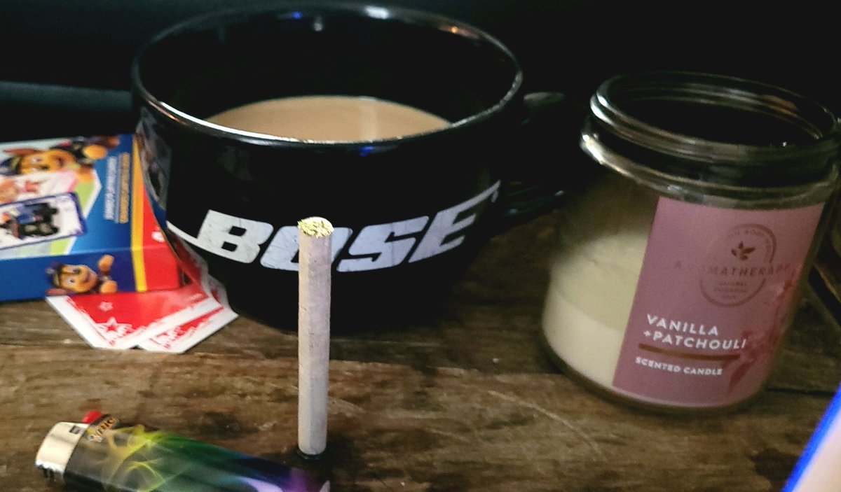 twitch_44's tweet photo. First things first ...
Coffee โ๏ธ
Joint ๐ค
Chores .....
In that order or you can switch the first two up.
#Mmemberville
#WakeNBake
#EightOclockCoffee
#VanillaPatchouli
#ClassyBroad
#EEEPMFKRS https://t.co/i7dSjLNyV6
