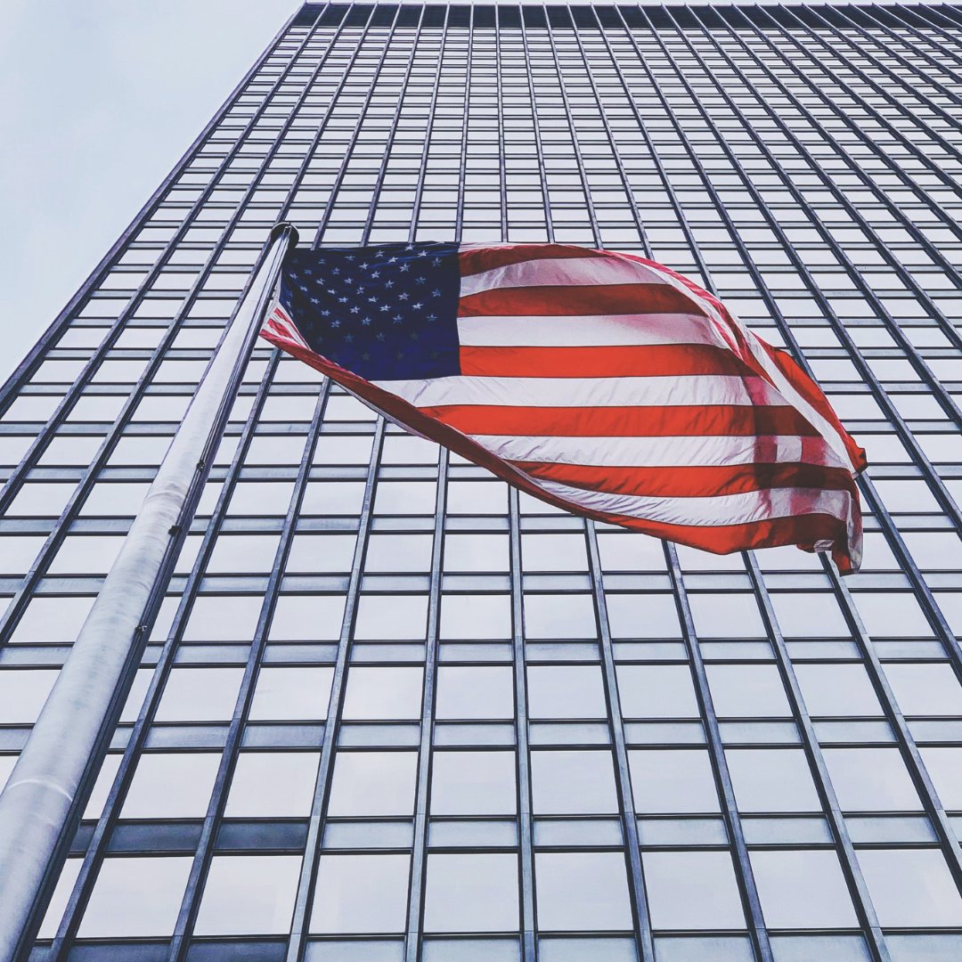 LeeNYCRE's tweet photo. Happy Presidents Day 2023! 🇺🇸

Photos by Michael, Alio, Jenna Day, &amp; Nick Shuliahin &amp; Rabi Shasha on Unsplash. #nyc #leeassociates #leenyc #nycpresidentsday #presidentsday #usa #nycusa #leeassociatesnyc https://t.co/08U9LlJUzU