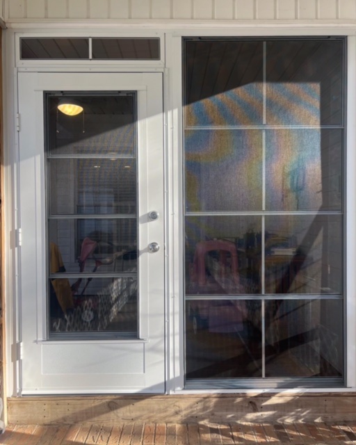 NewWaveOfShade's tweet photo. Keeping Pollen out is our game with EzeBreeze Porch Enclosure Panels. Each panel contains 4-sashes that lift and lower to open and close, creating a 75% ventilated space or protected space. Clear vinyl sashes face inside of porch and screen mesh faces outside. #enclosedporch https://t.co/iMNwYjN3HU