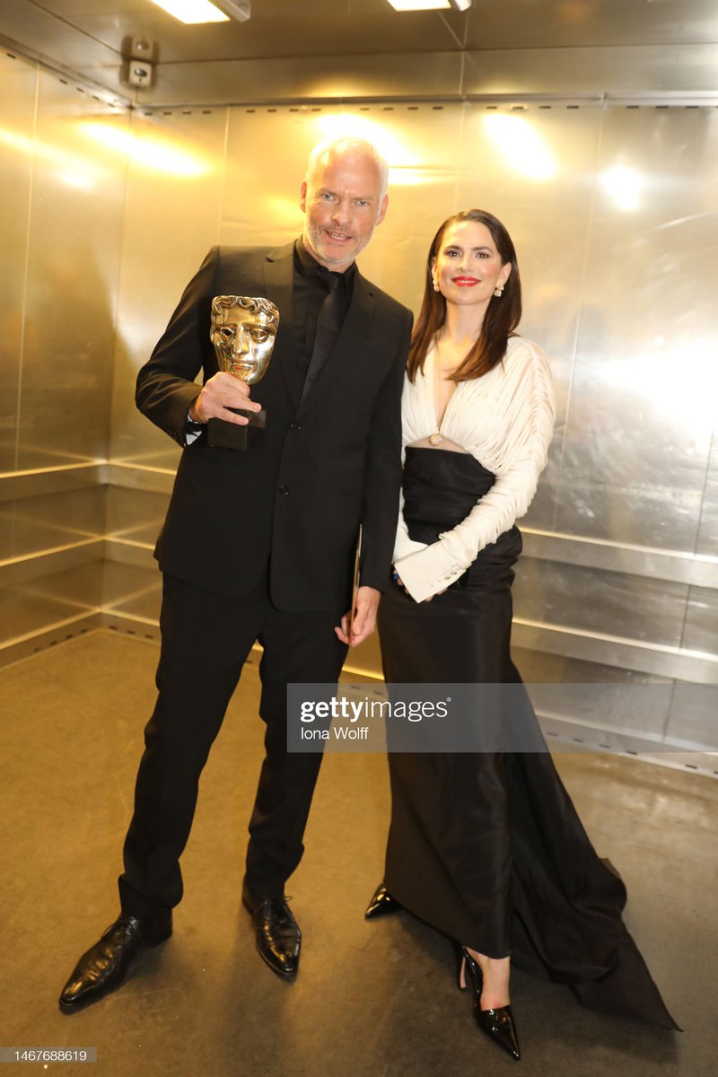 Hayley and 'Best Original Screenplay' award winner Martin McDonagh backstage of the BAFTA awards ceremony. 🗓19th February 2023. #HayleyAtwell #MartinMcDonagh